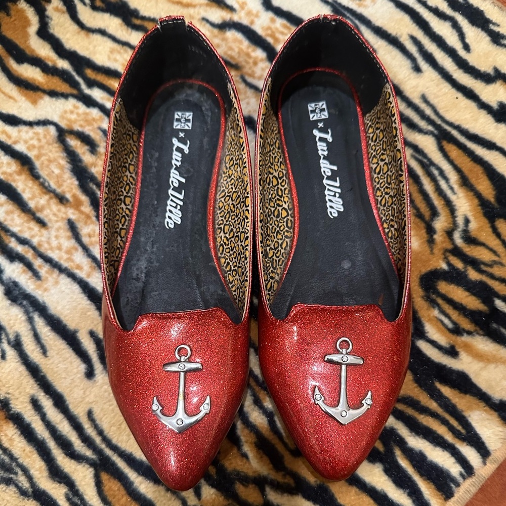 Lux de Ville and TUK collab Sparkling Red pointed Anchor Flats - Picture 9 of 13